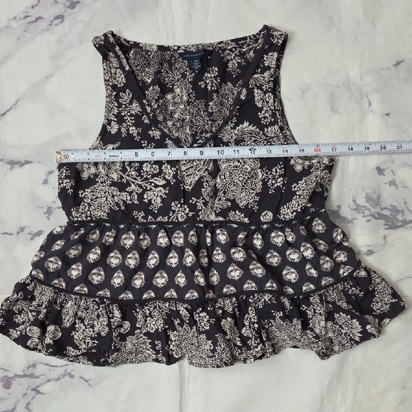 American Eagle Outfitters Charcoal & White Floral Mixed Print Tank Top - Picture 4 of 6